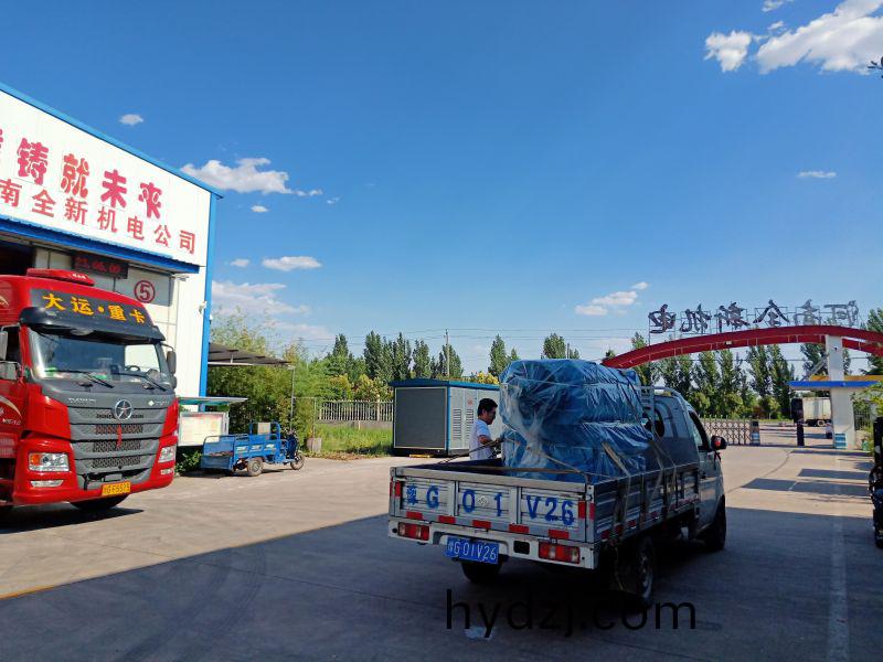 髮一檯小功率高(gao)壓電機