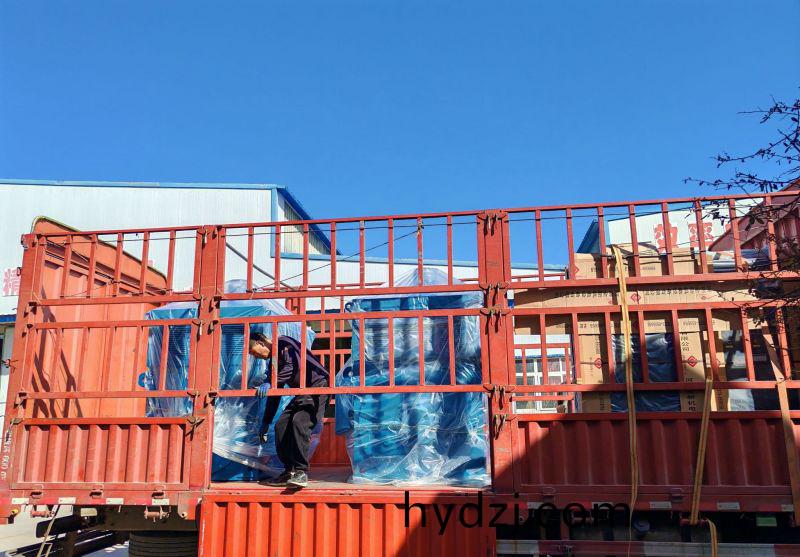 兩套YP500-6/630KW/380V變頻電(dian)機配800kw變頻櫃髮貨鑽機現場